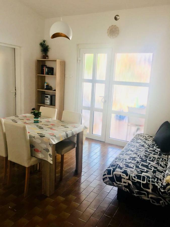 Holiday Home Morgan Vir Bagian luar foto